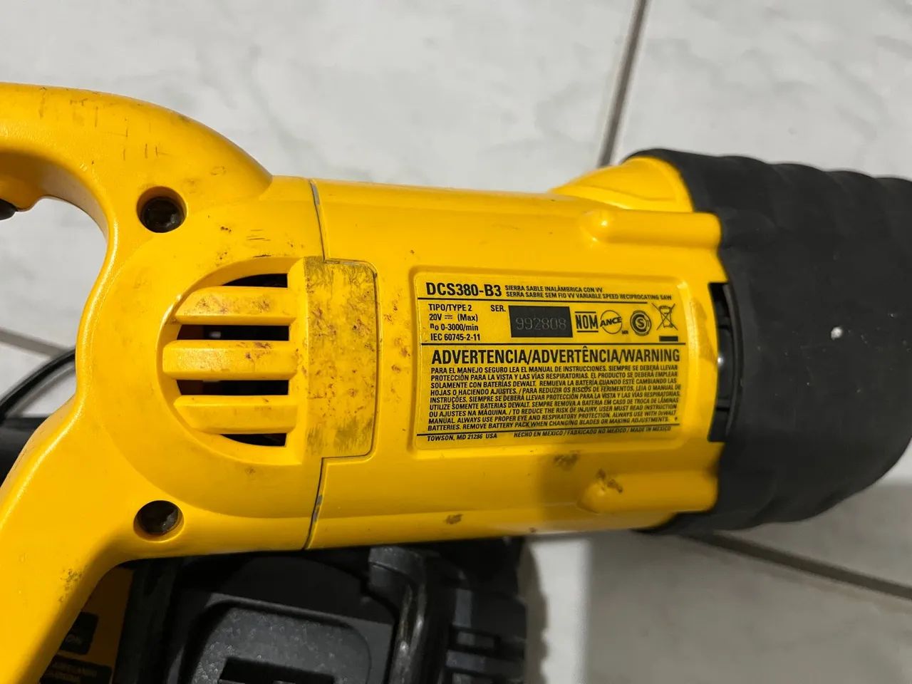 Serra Sabre Dewalt DCS380-B3
