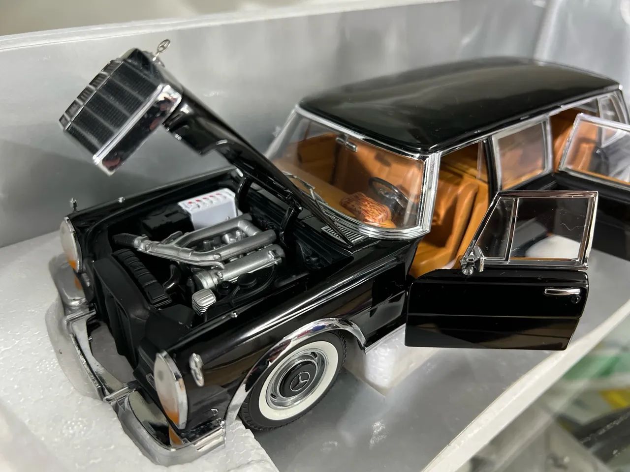 Miniatura Mercedes Benz 600 Limosine  - Foto 5