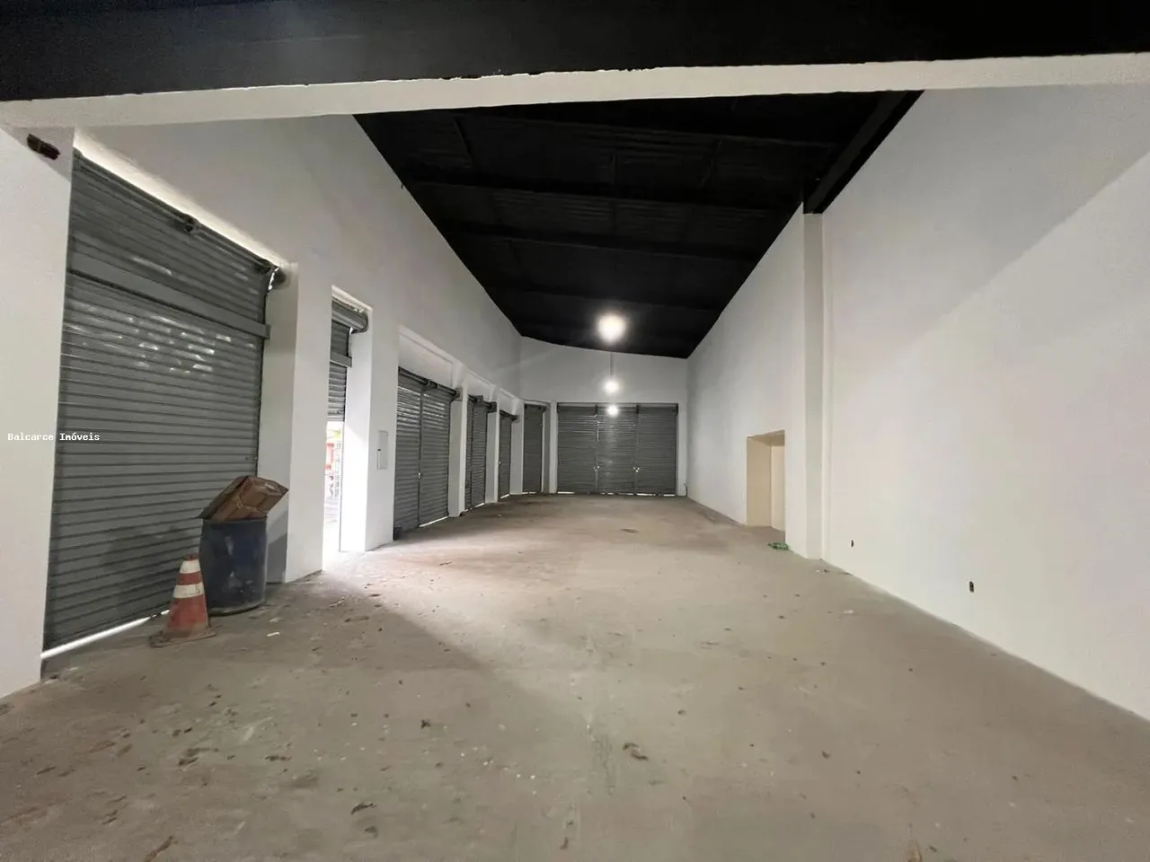 Loja para Locação no bairro Vila Isabel, localizado na cidade de Rio de Janeiro / RJ, pont