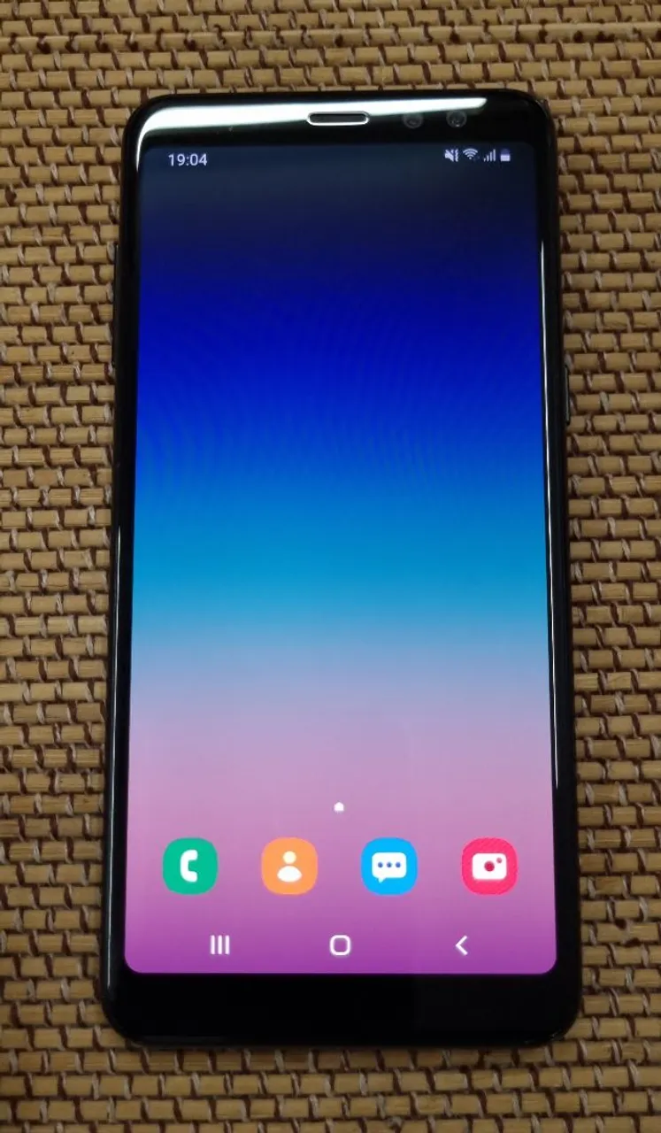 Samsung Galaxy A8 64Gb - Usado em bom estado