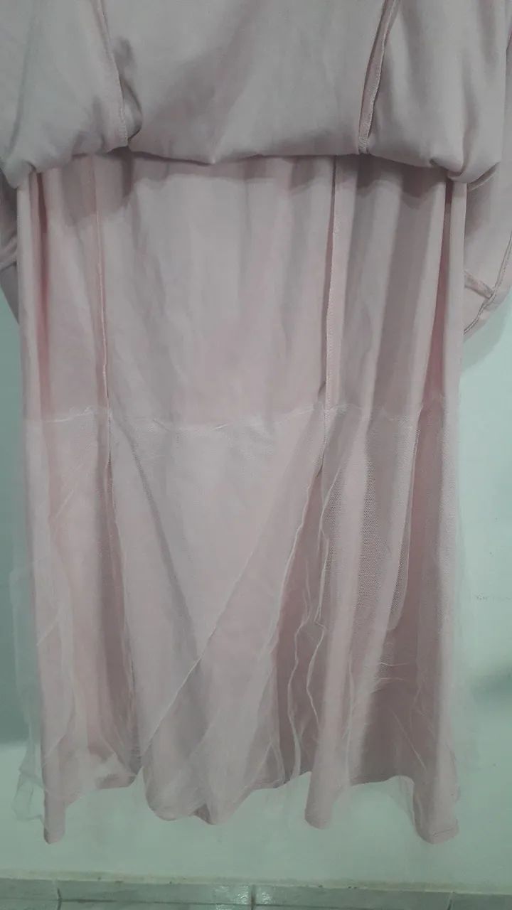 VENDO LINDO VESTIDO DE RENDA ROSE - Foto 3