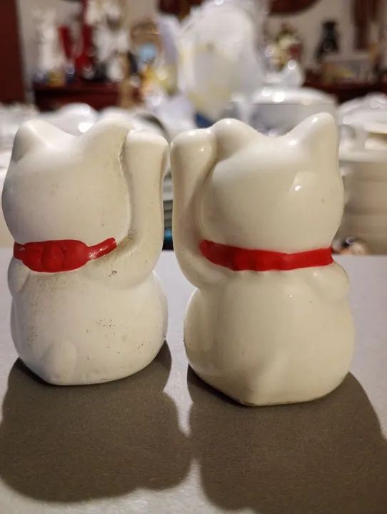 Par de Gatos da Sorte Japoneses Maneki-Neko - Foto 2