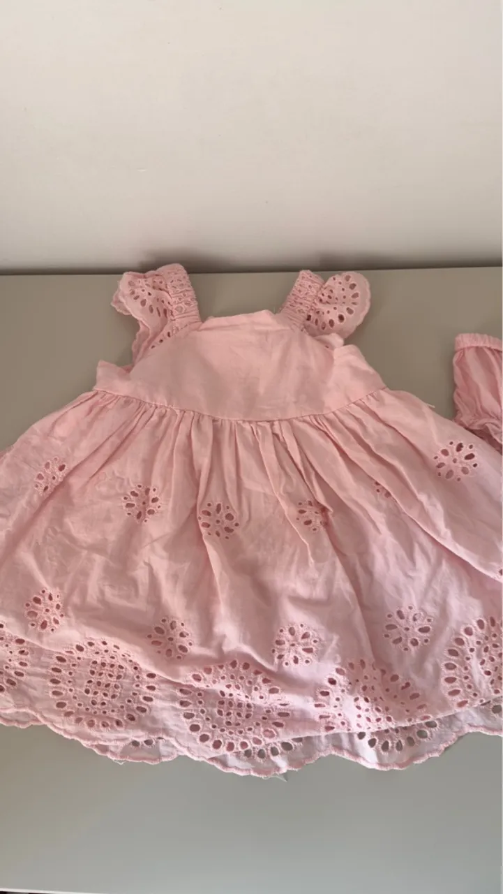 Vestido Teddy boom Infantil com detalhes - tamanho 6 a 9 meses