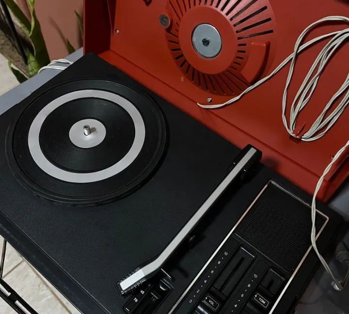 Vitrola toca disco vinil - Foto 4