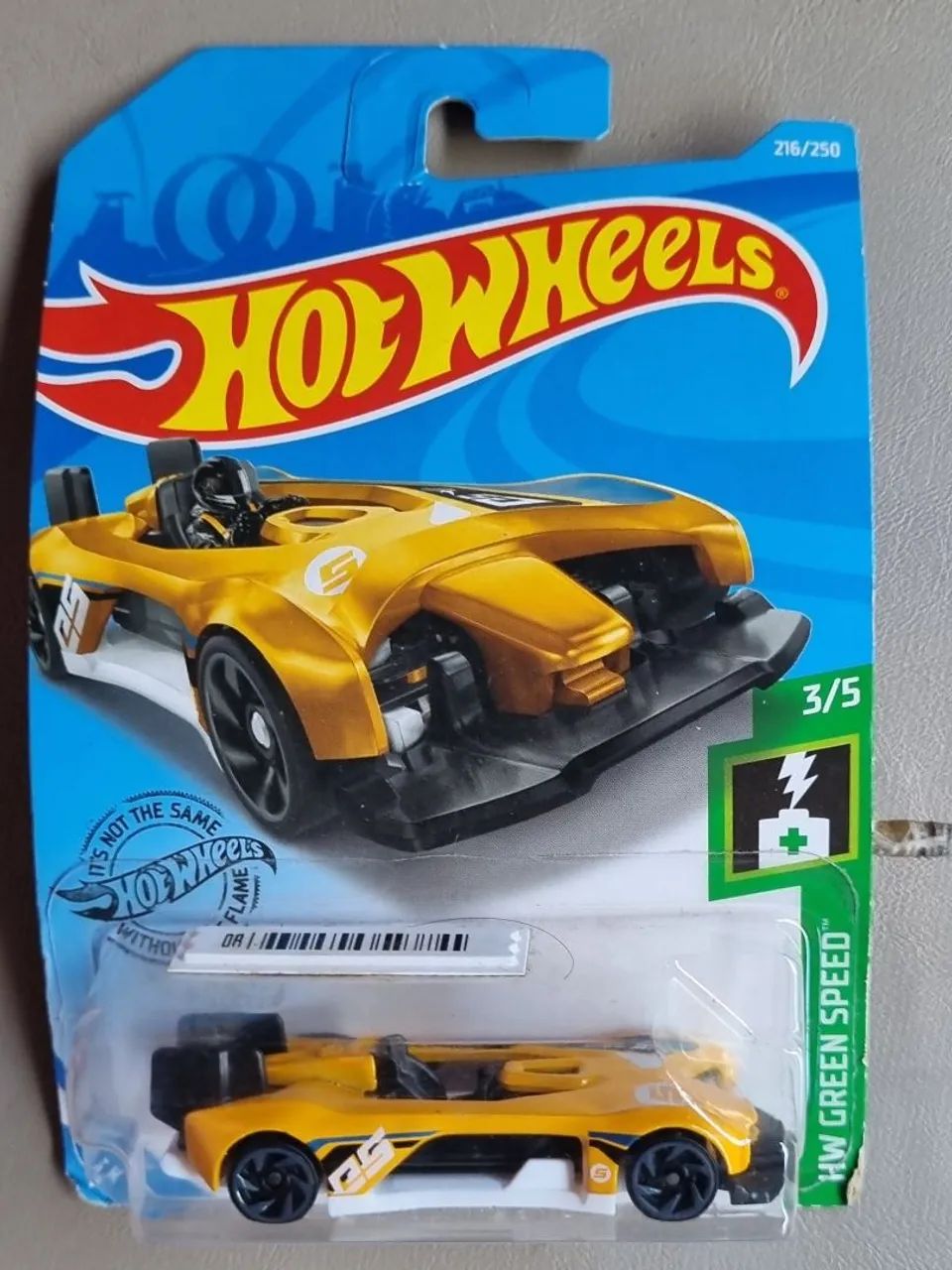 Carrinho hot  wheels novo 