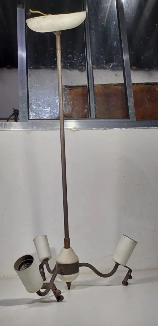 Lustre 3 Lâmpadas sem fiação  - Foto 2