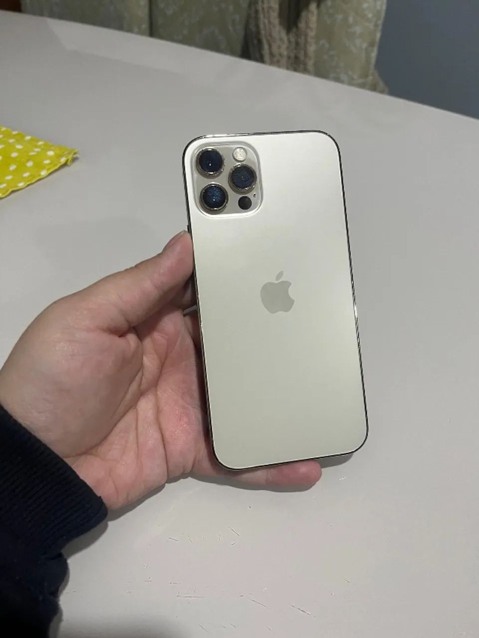 IPHONE 12 PRO DOURADO 128GB - Foto 2
