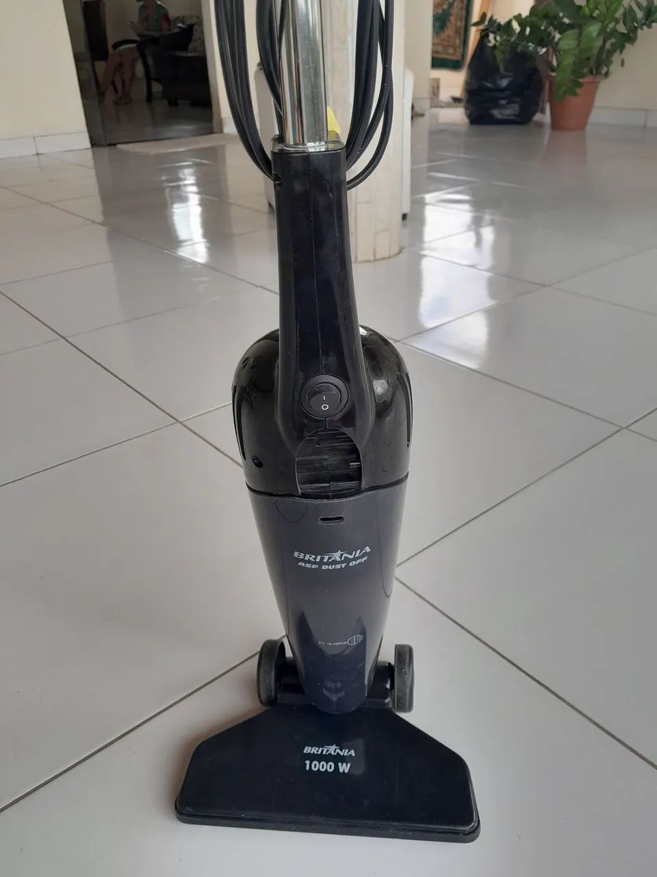 Aspirador de Pó Britânia ASP Dust Off 1000W