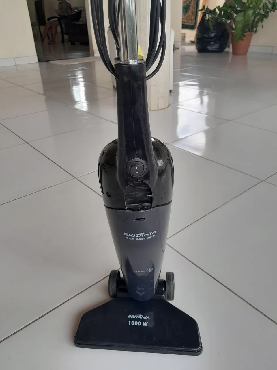 Aspirador de Pó Britânia ASP Dust Off 1000W