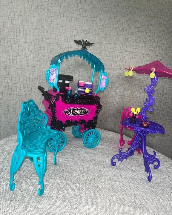 Cafeteria Scaris Monster High 