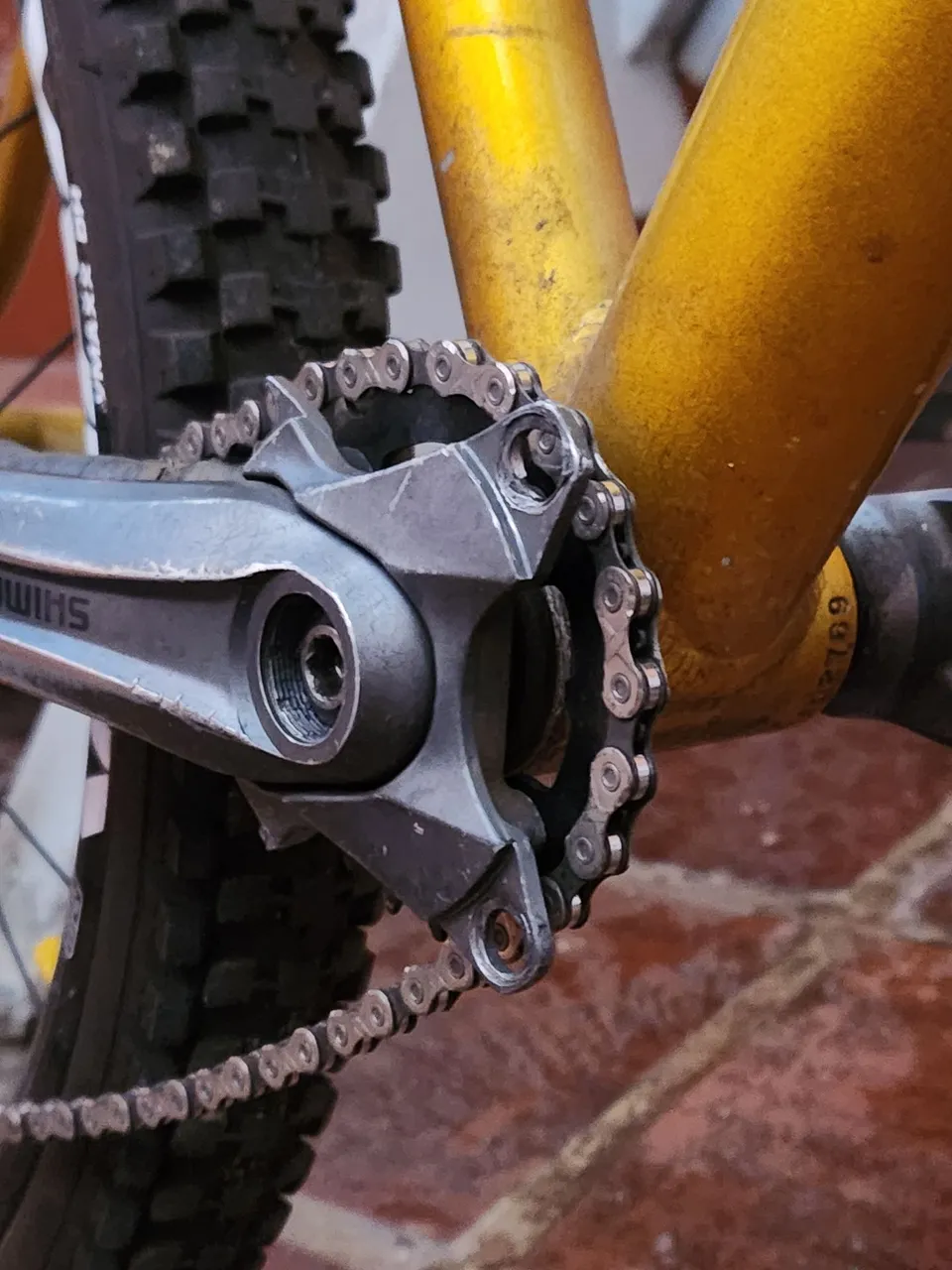 Pedivela Shimano Alivio Octalink M4000 Coroa pequena 22 dentes