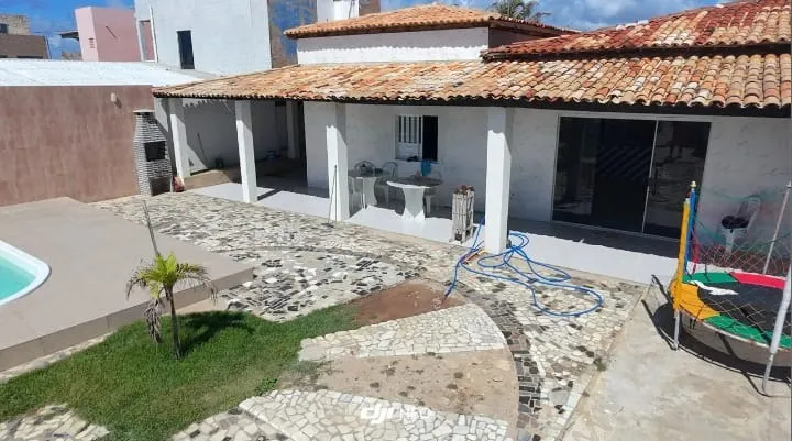 CASA À VENDA - PRAIA DO ABAI?S