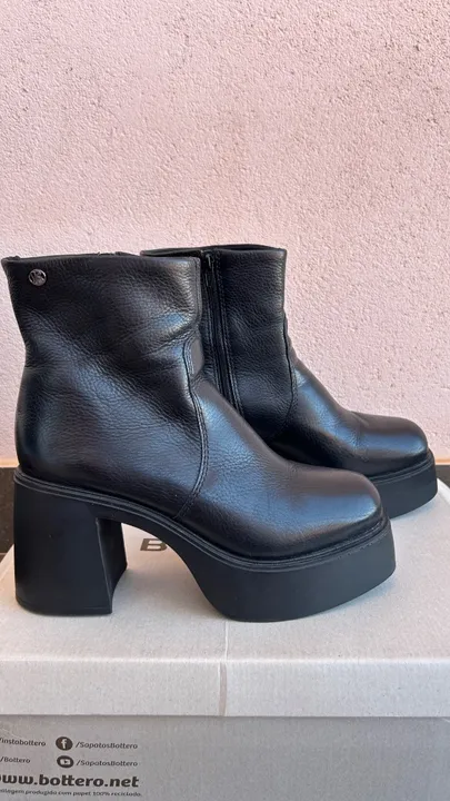 Bota Bottero Couro legítimo preto