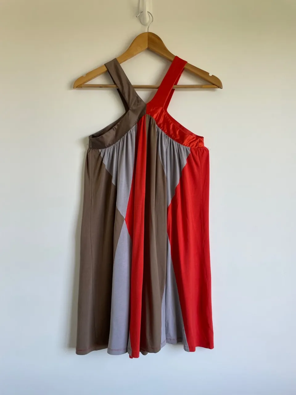Vestido de alças largas colorido tam único