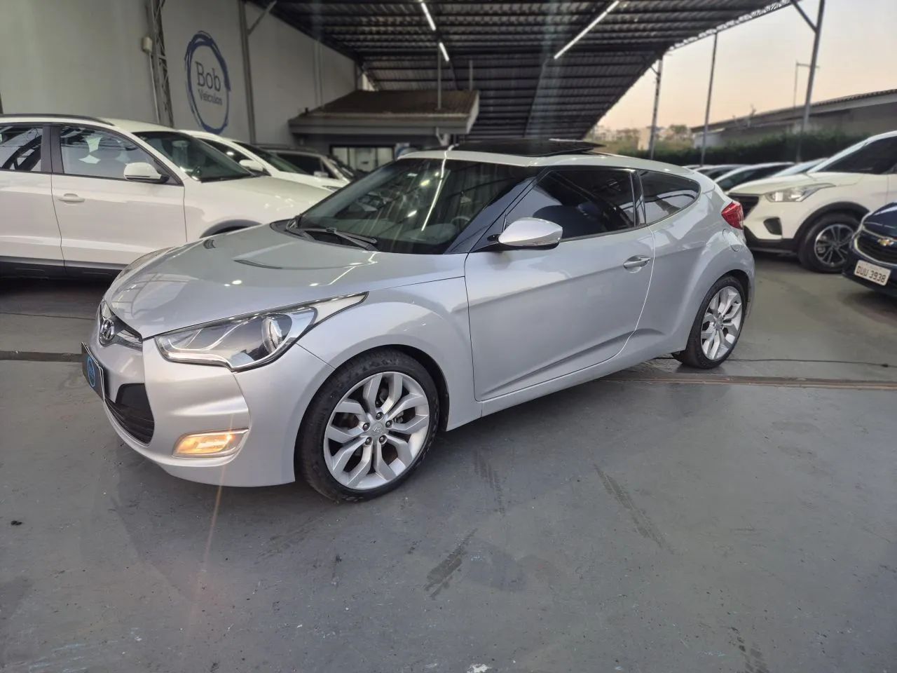 Veloster 1.6 Top de Linha Teto+Aro 18 2012