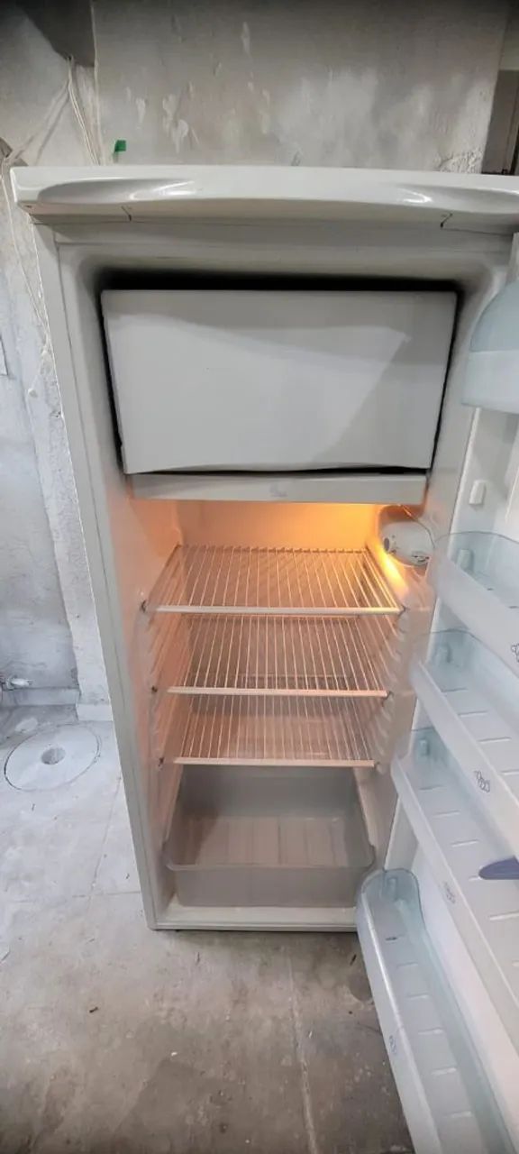 Geladeira eletrolux Entregamos  - Foto 5