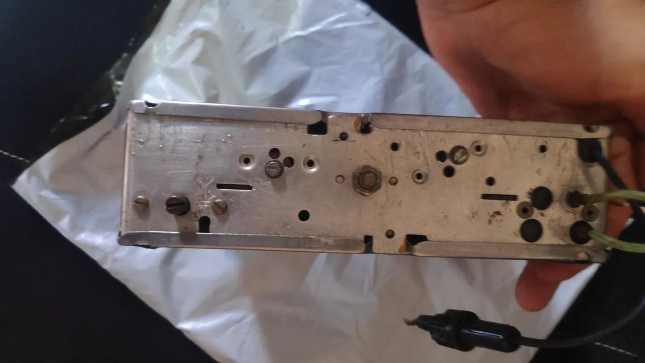 Rádio Vintage Blaupunkt ano 70 no estado três faixas AM - Foto 6