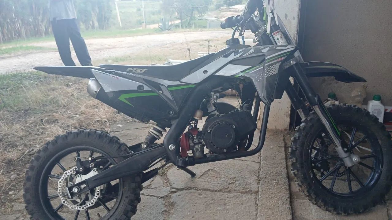 Motocicleta Infantil MXF 50cc - Foto 3