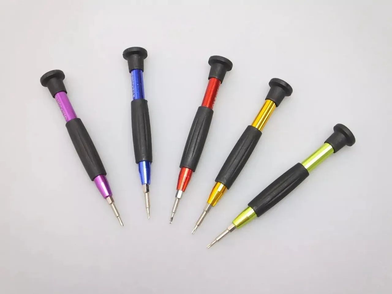 Kit De Ferramentas 7 Peças com 5 chaves e 2 espátulas