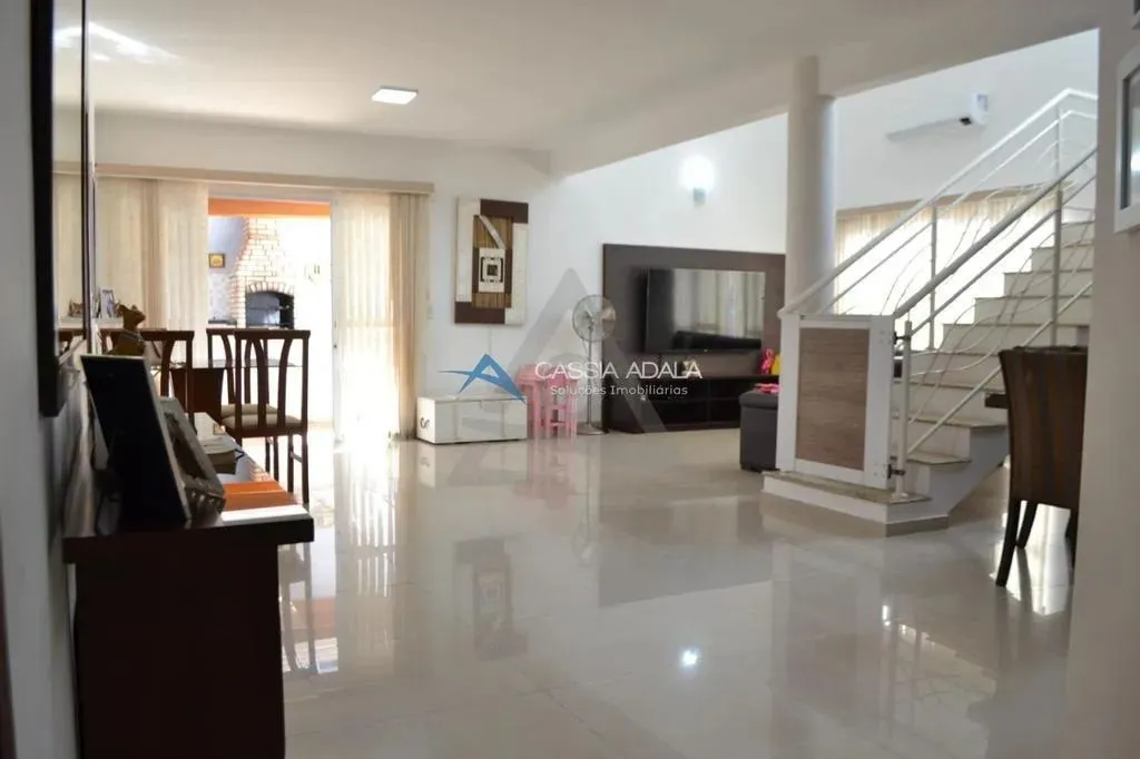 Casa à venda e para alugar em Paulínia, Betel, com 3 suítes, com 287 m², Green Ville