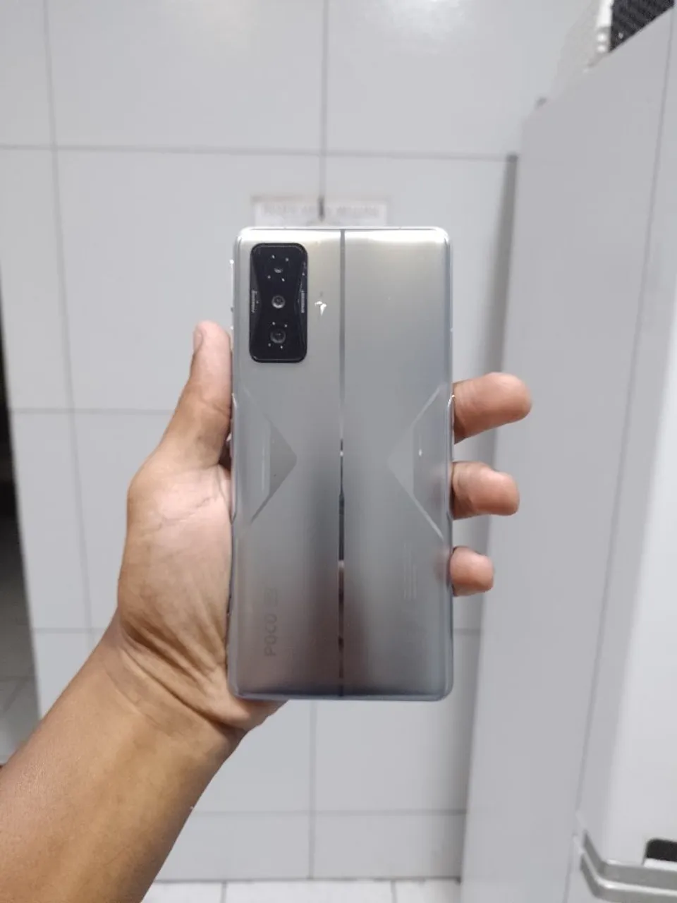 POCO F4GT 12 DE RAM +3 DE MEMÓRIA EXPANSIVA 256GB DE MEMÓRIA INTERNA, SNAPDRAGON 8 GEN 1