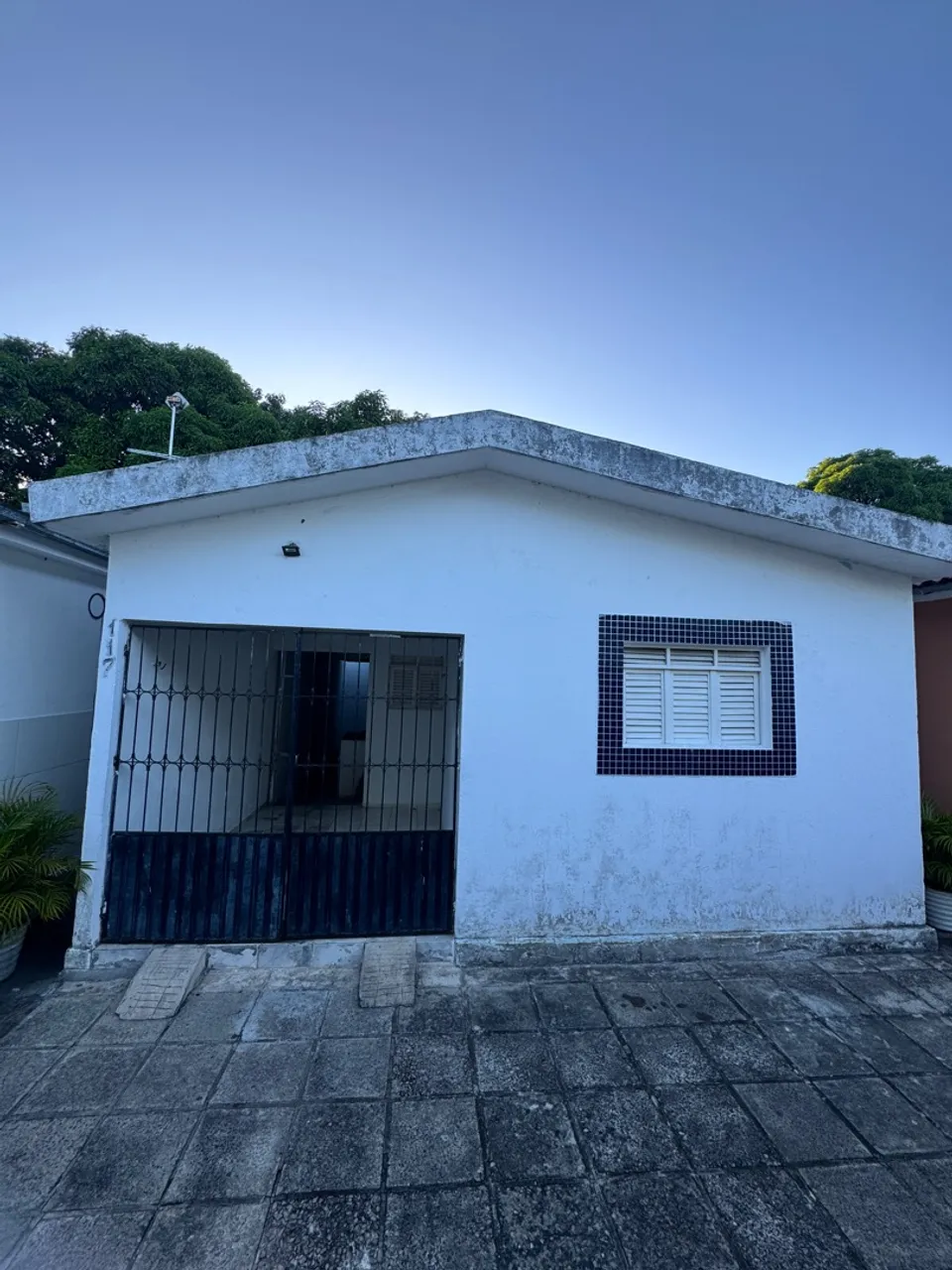 Casa pra alugar em condomínio fechado
