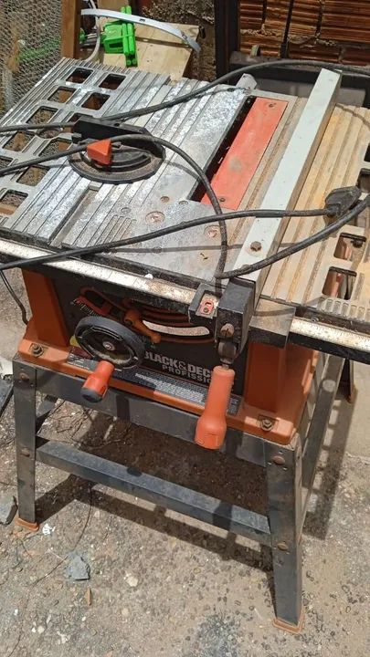 Serra de bancada Black & Decker profissional - Foto 2