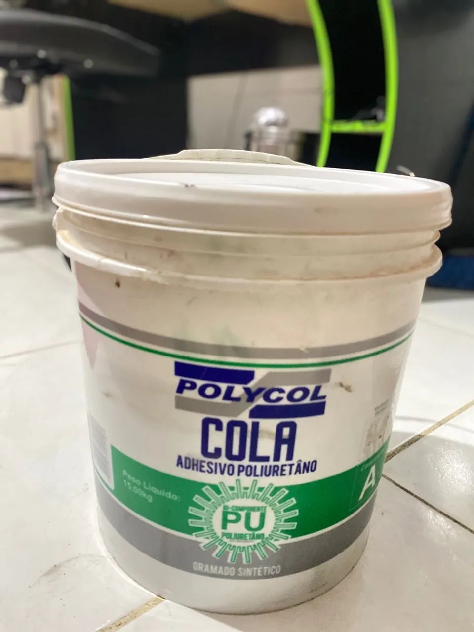 2 baldes de cola adesiva poliuretano para gramado sintético - 15kg cada