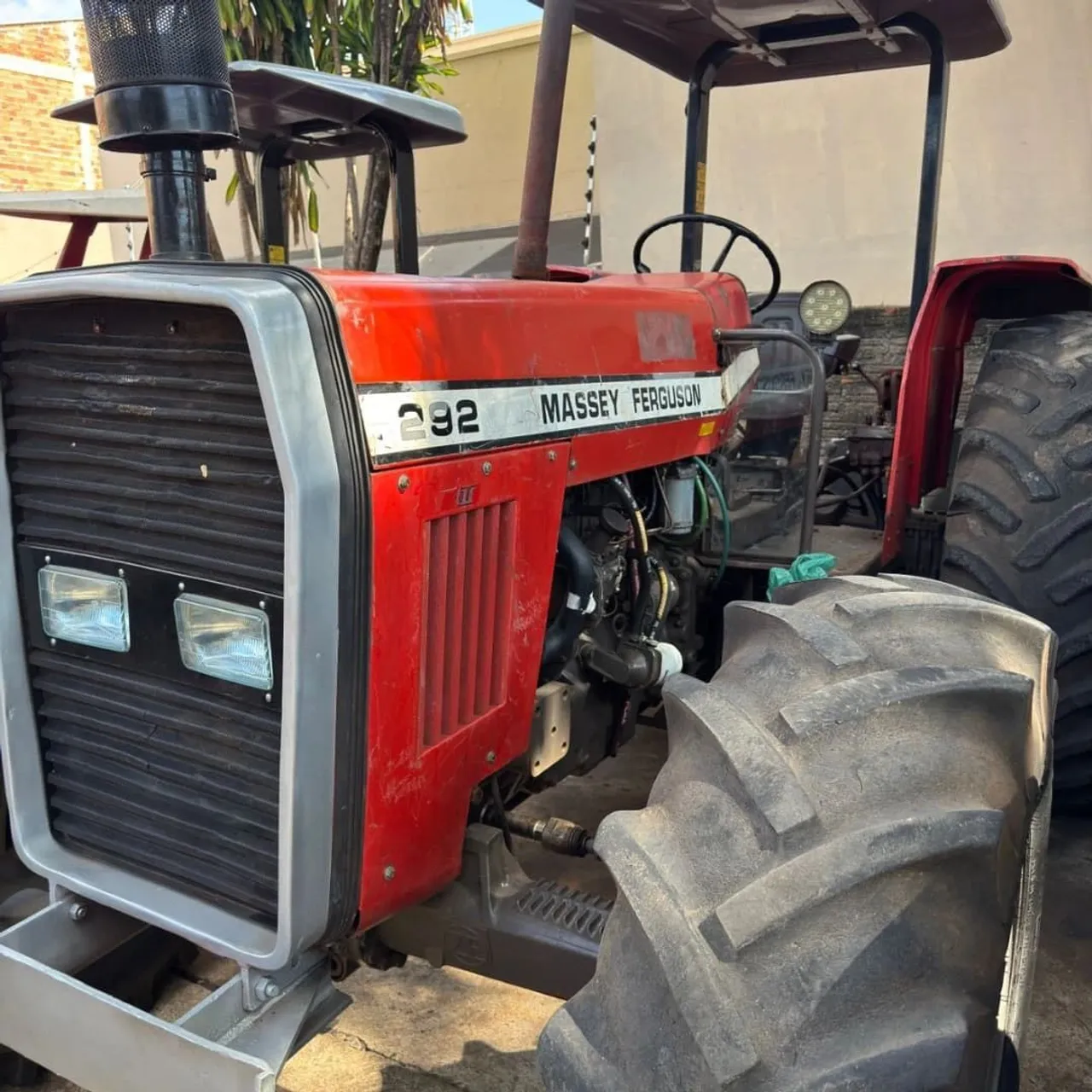 Trator Massey Ferguson 292