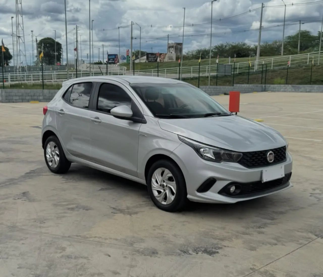 FIAT ARGO PRATA - Foto 3