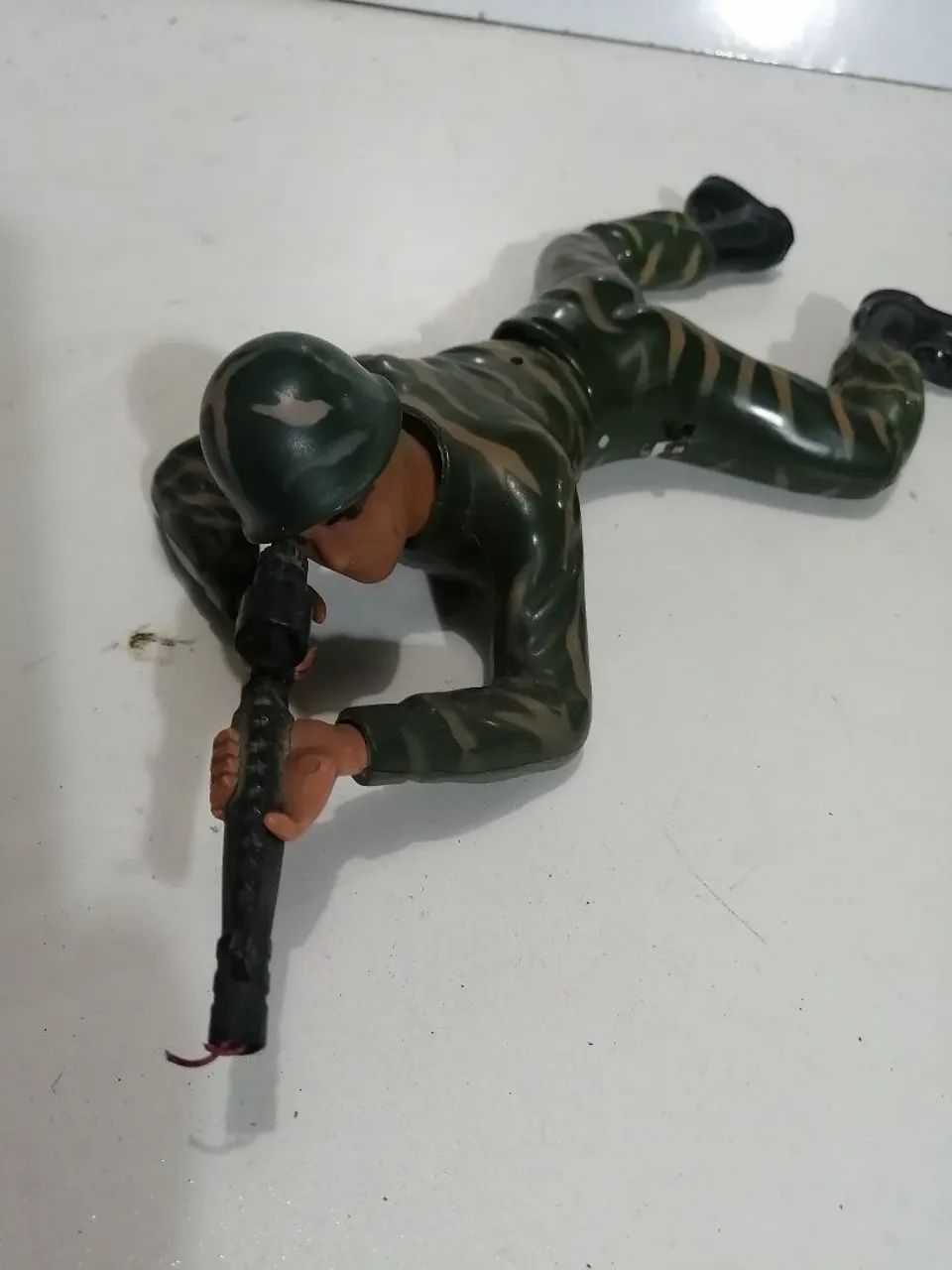 Soldado de brinquedo antigo