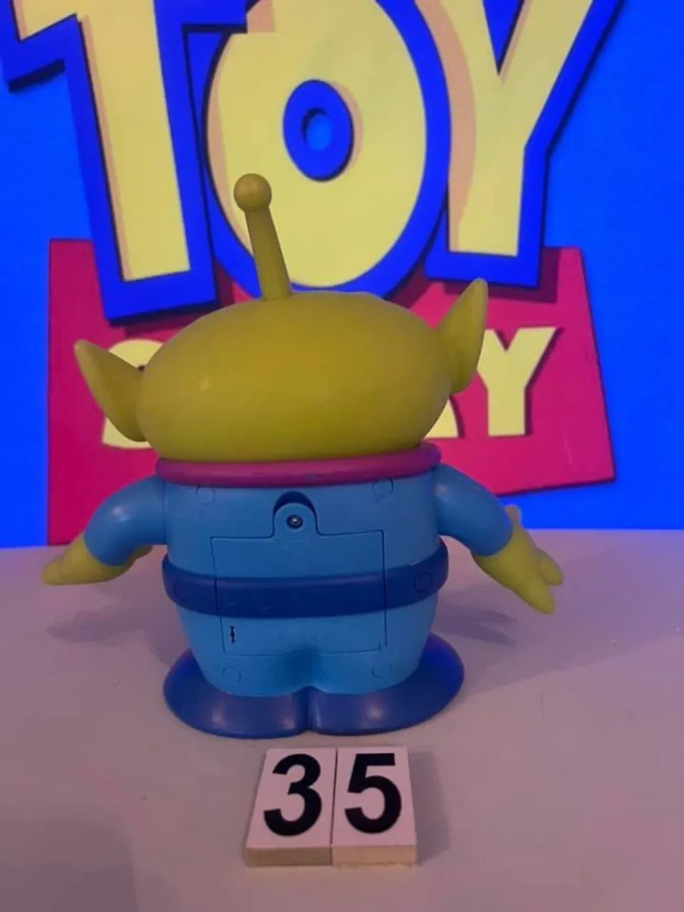 Alien Disney Store interativo - Foto 2