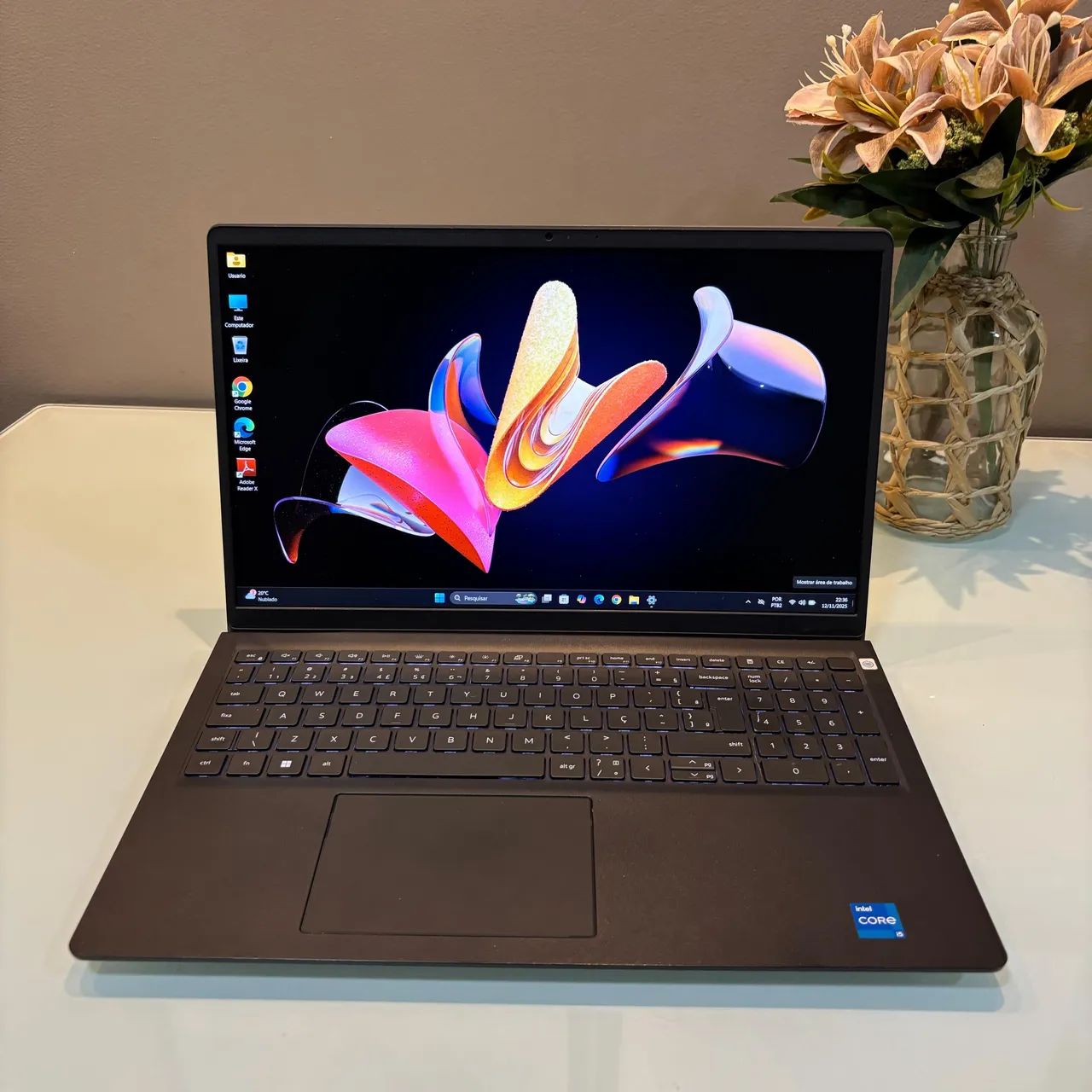 Notebook Dell Core i5 12º 32GB SSD NVMe Retroiluminado FullHD