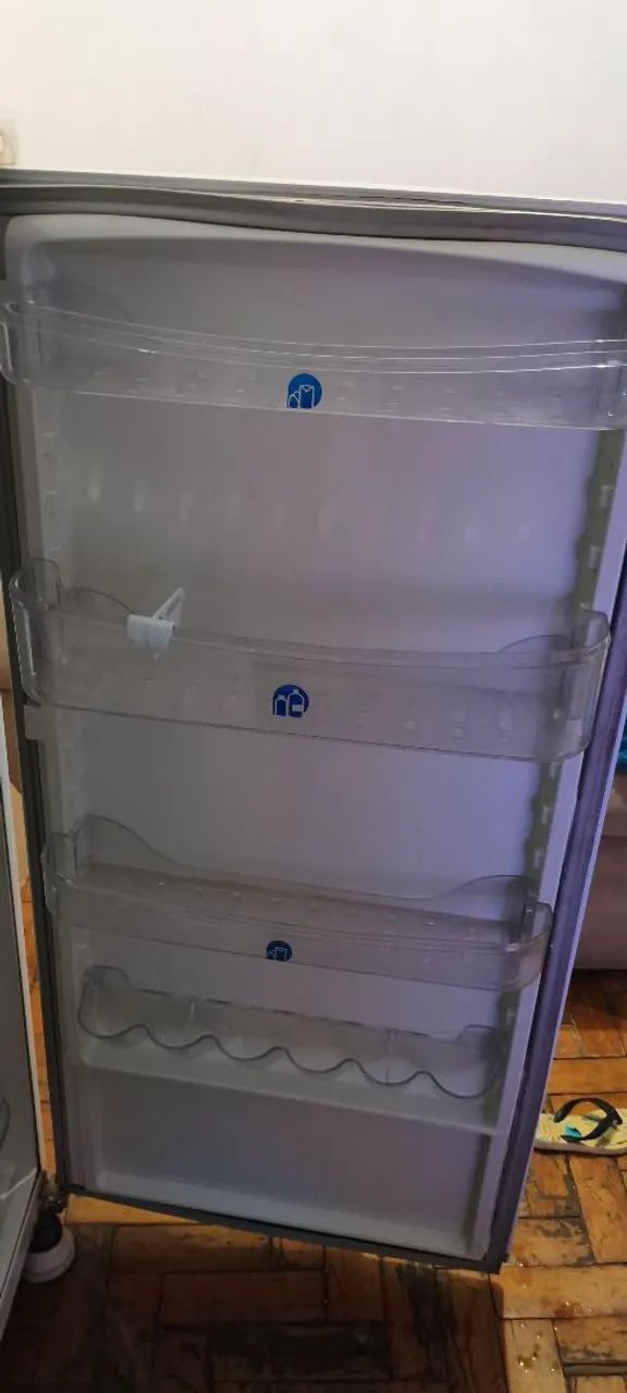 Geladeira DAKO 337 Litros - Foto 4