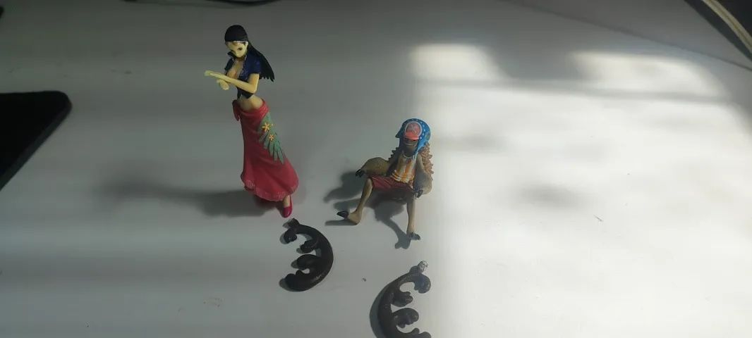 Miniaturas Nico Robin e Chopper One Piece Coleção Salvat - Base Quebrada - Foto 4