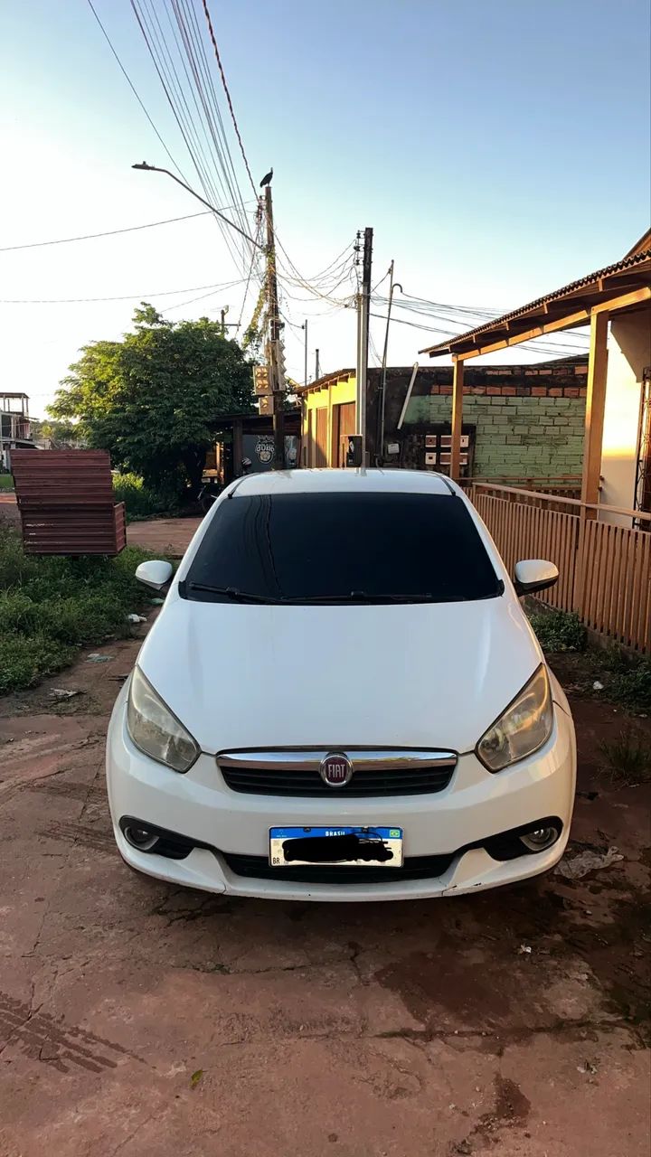 Fiat Grand Siena 2015