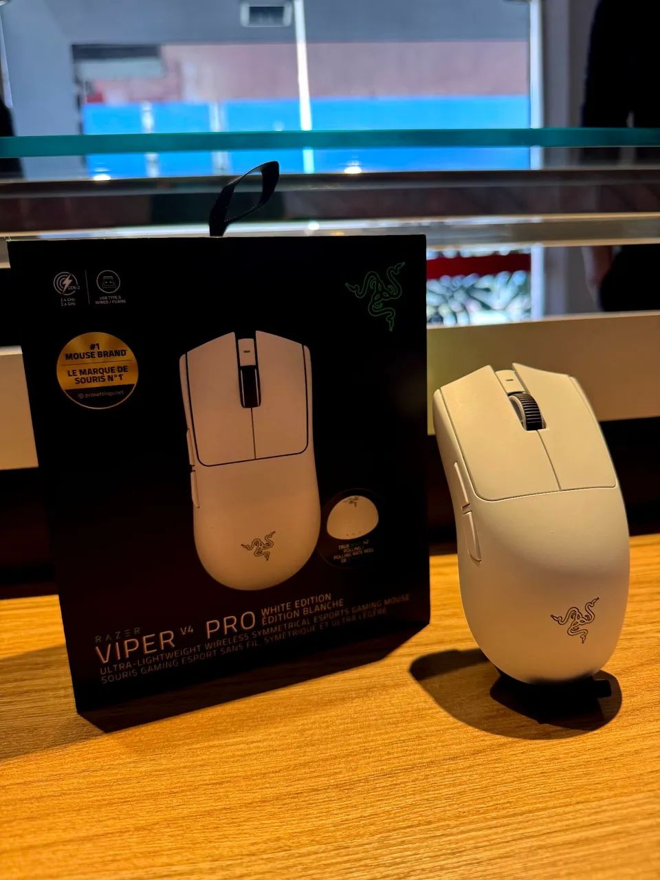 Razer Viper V4 Pro - White Edition - Foto 2