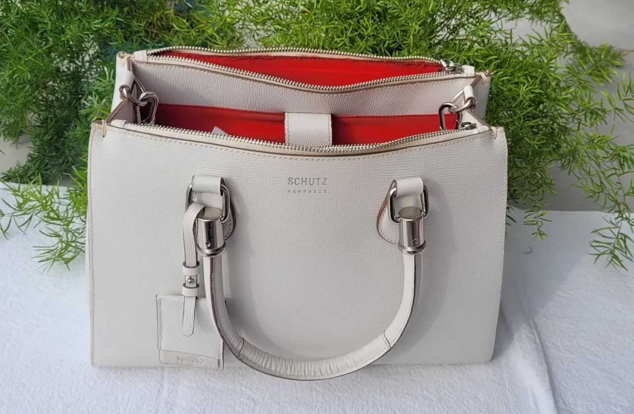 Bolsa shutz branca, couro, grande.
