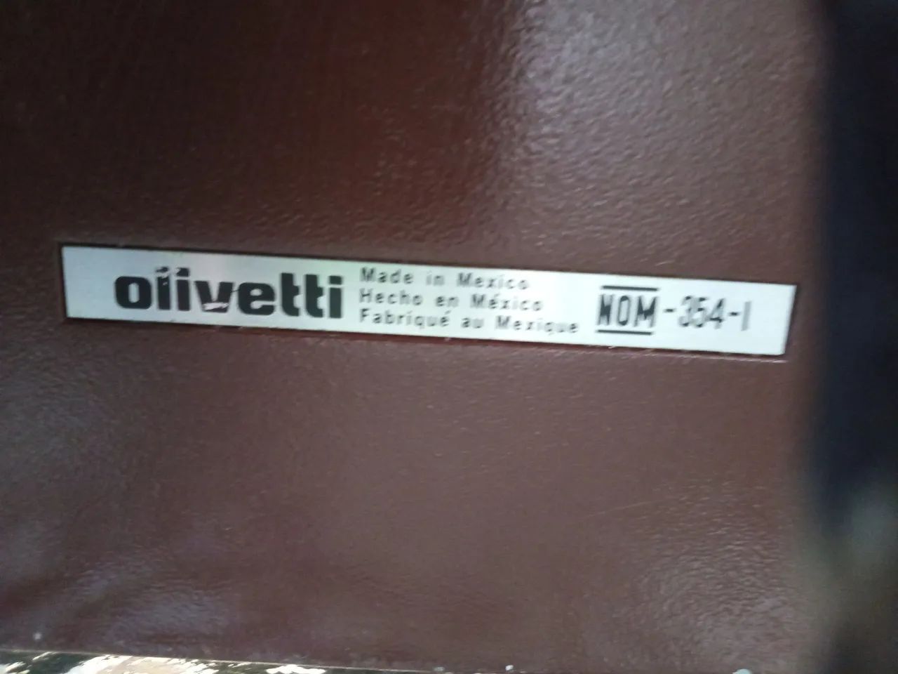 Máquina Olivetti Studio 46