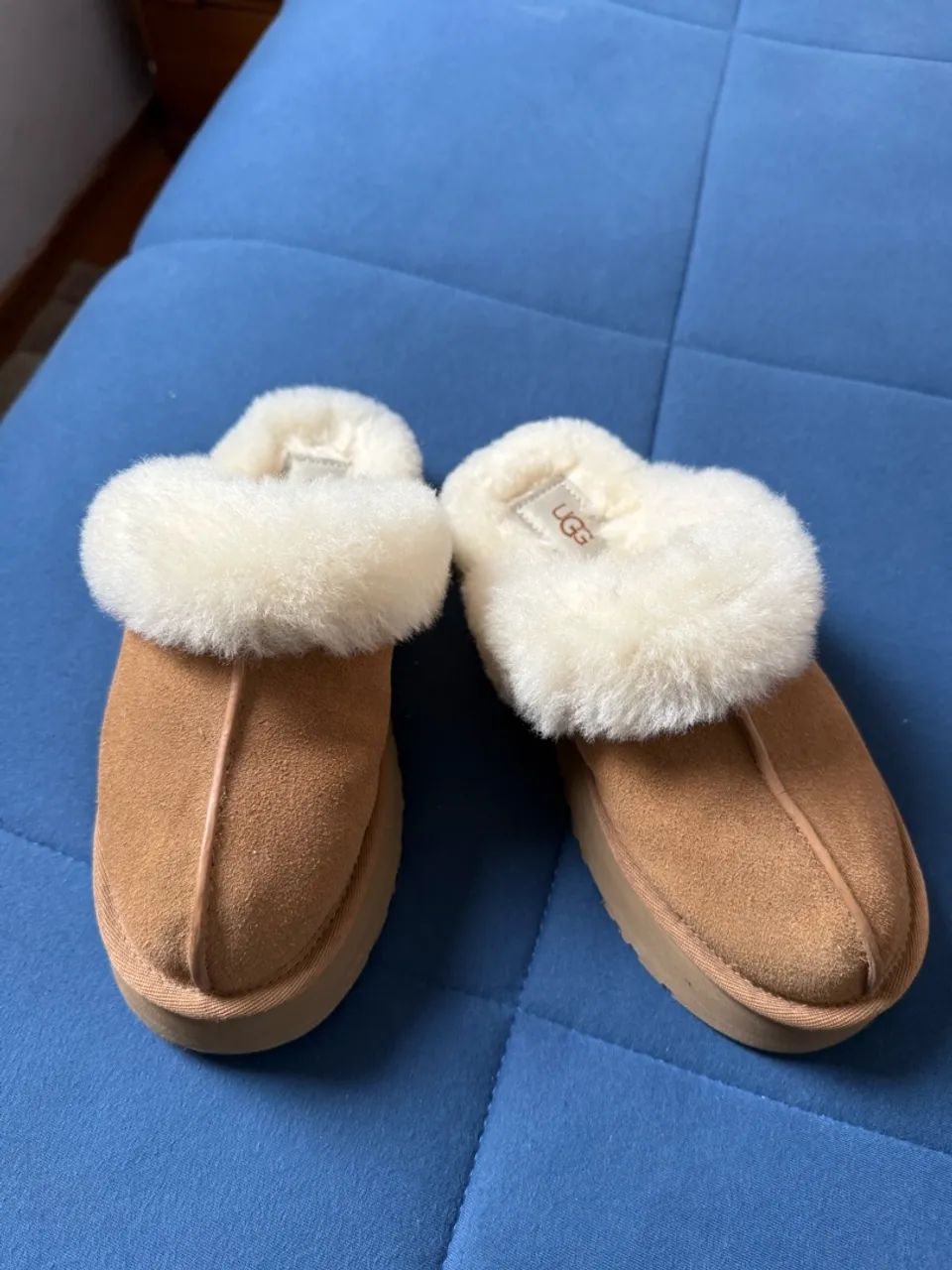 UGG