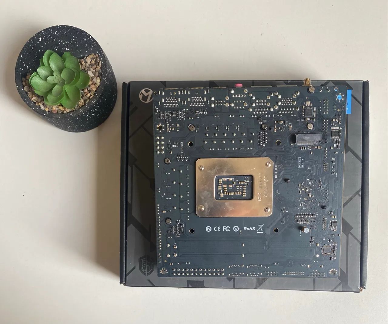 Placa Mãe B760 itx DDr5 Challenger  - Foto 3