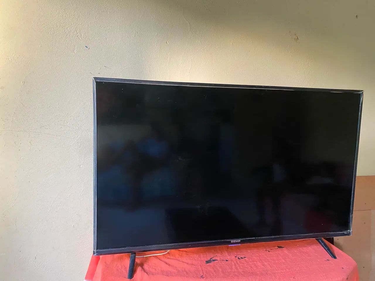 Vendo TV semp 43 polegadas