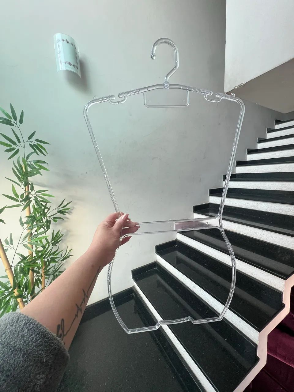 Cabides silhueta acrílico 