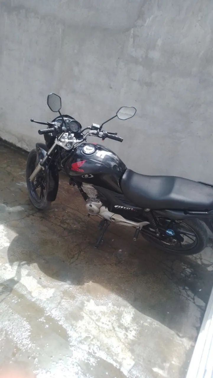 Moto boa só pegar e rodar
