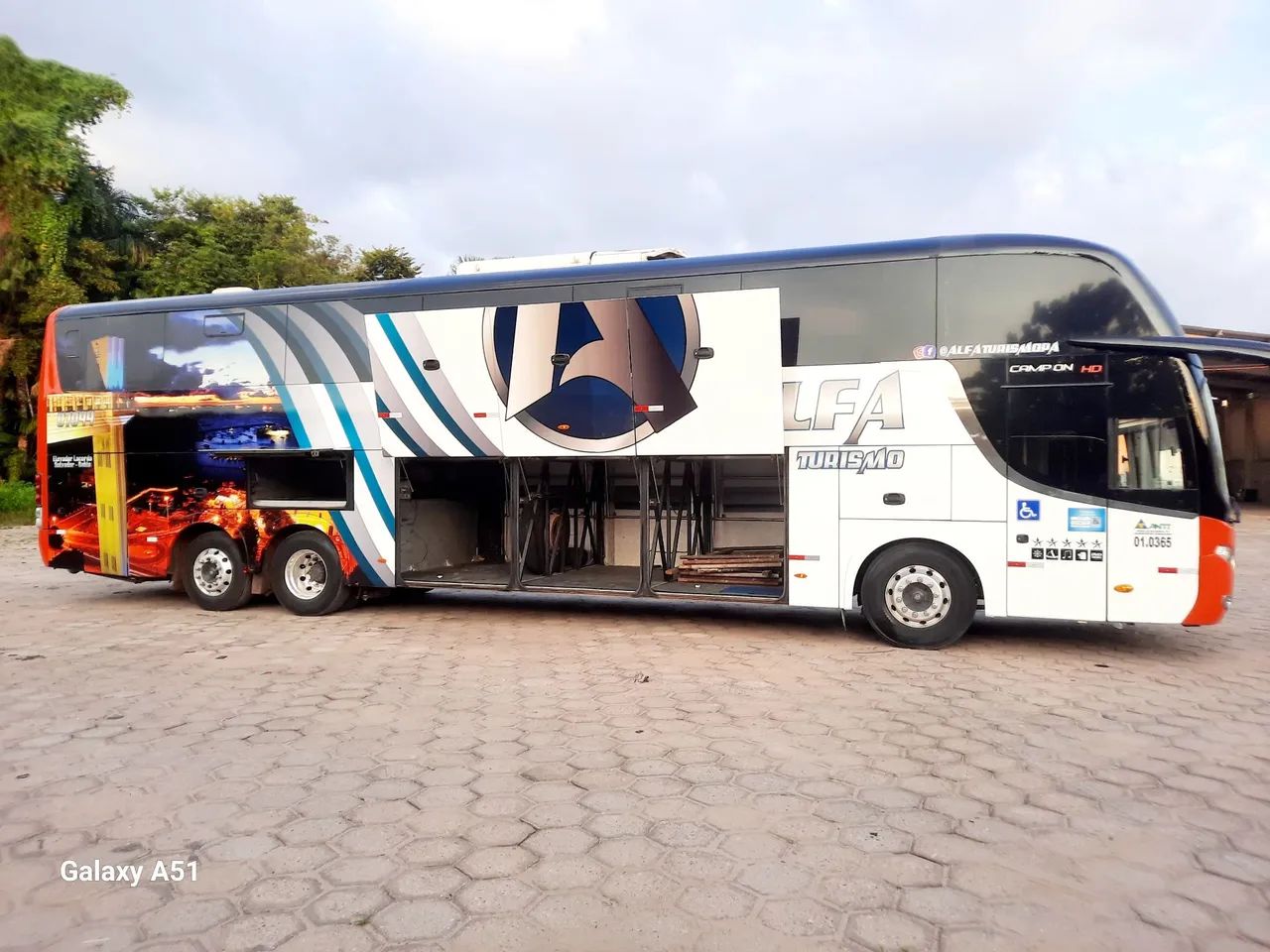 Ônibus  de passeio - Volvo - Foto 3
