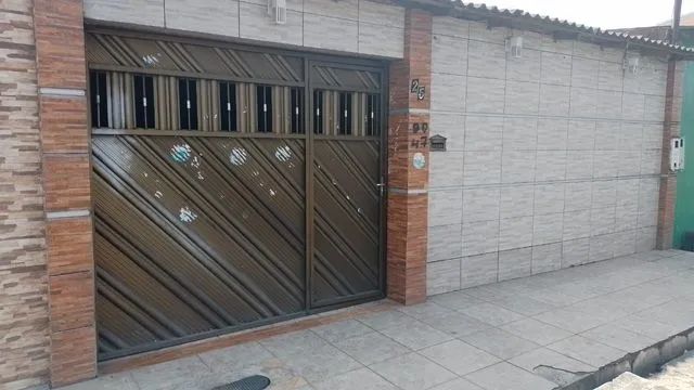 Casa com 3 Quarto(s) e 2 banheiro(s) para Alugar, 160 m² por R$ 2200 / Mês