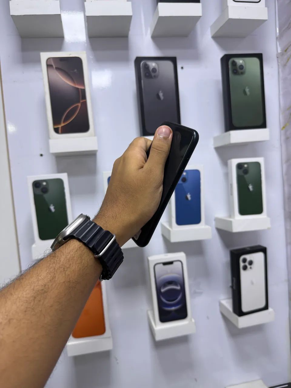 IPHONE XR 64 GB PRETO  - Foto 3