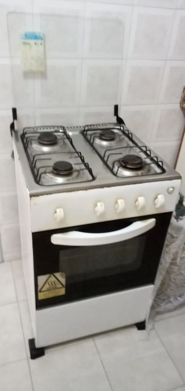 Fogão esmaltec branco 