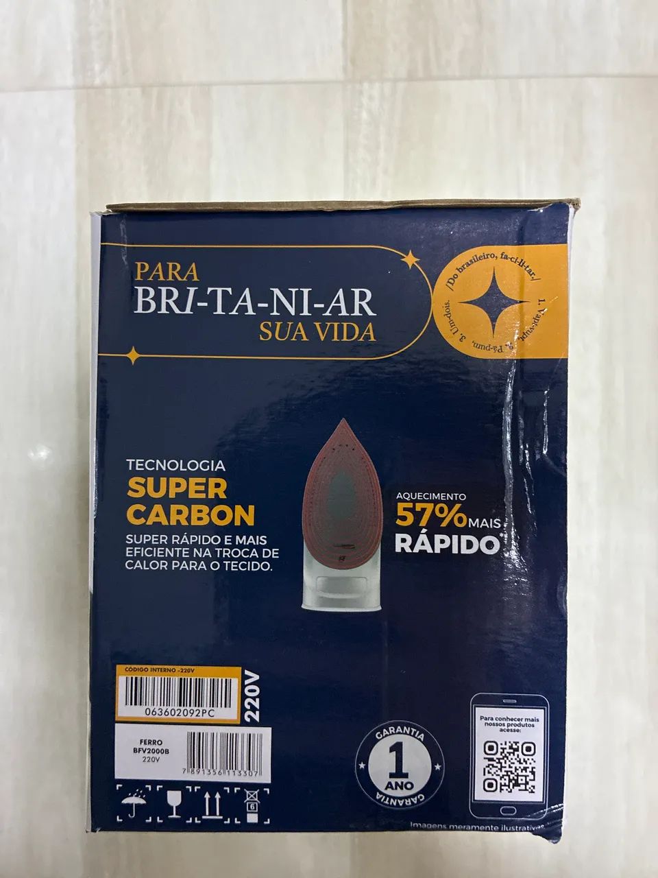 Ferro de passar roupas britania BFV2000B 220v - Foto 2