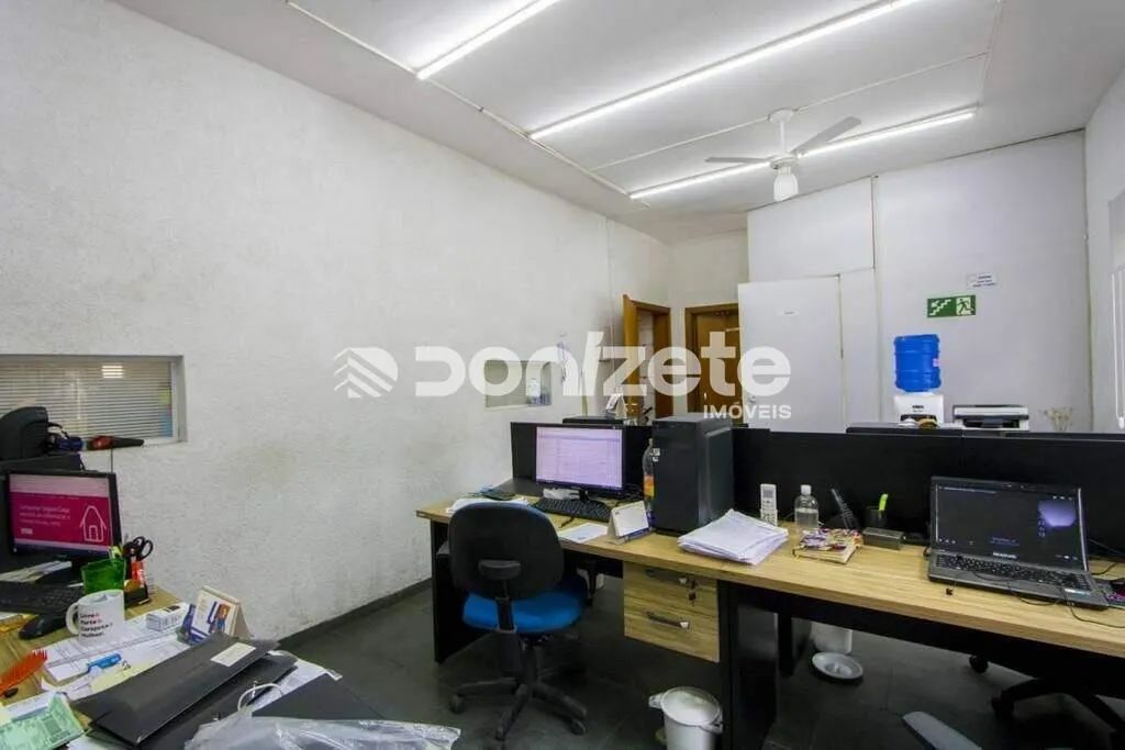 Galpão Comercial à Venda | 424,66 m² Úteis em Santo André (Jardim Bom Pastor) - Foto 3